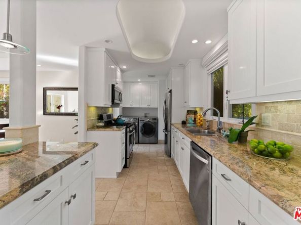 3251 Stewart Avenue, Los Angeles CA 90066