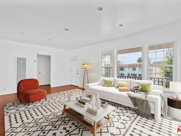 8521 Saturn Street, Los Angeles CA 90035