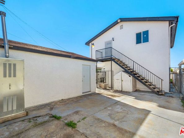 5832 6th Avenue, Los Angeles CA 90043