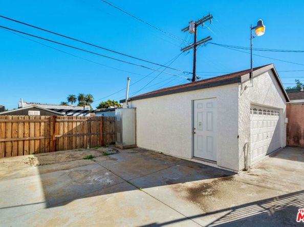 5832 6th Avenue, Los Angeles CA 90043