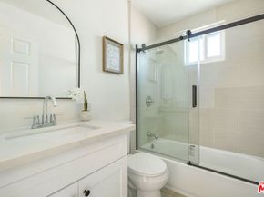 5832 6th Avenue, Los Angeles CA 90043