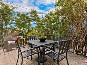 2427 N Gower Street, Los Angeles CA 90068