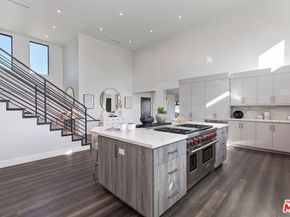 1839 Pandora Avenue PH, Los Angeles CA 90025