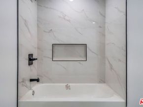 1023 E 28th Street, Los Angeles CA 90011