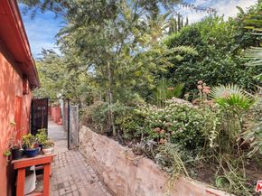 3226 Barham Boulevard, Los Angeles CA 90068