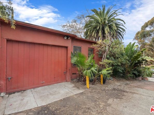 3226 Barham Boulevard, Los Angeles CA 90068