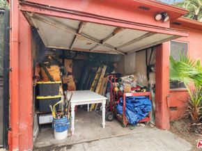 3226 Barham Boulevard, Los Angeles CA 90068