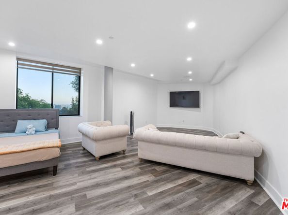 6181 Temple Hill Drive, Los Angeles CA 90068