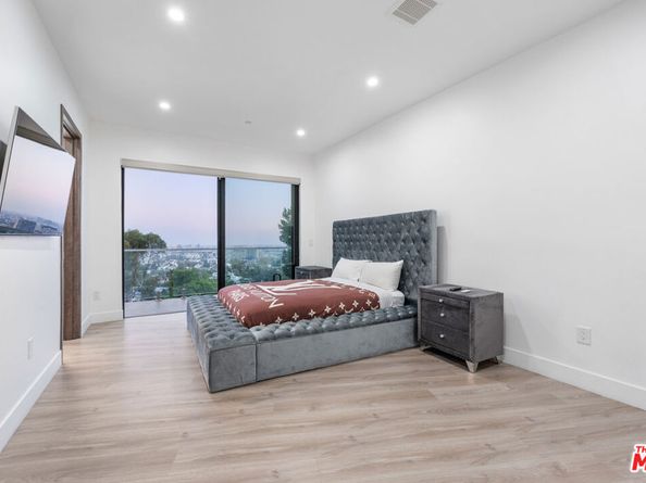 6181 Temple Hill Drive, Los Angeles CA 90068