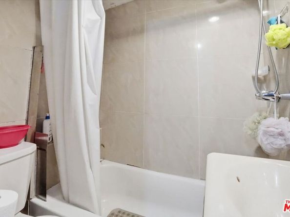 214 N Alma Avenue, Los Angeles CA 90063