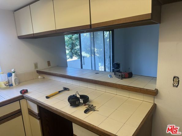 5000 S Centinela Avenue 243, Los Angeles CA 90066