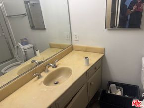 5000 S Centinela Avenue 243, Los Angeles CA 90066