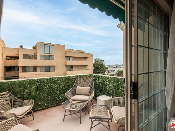 930 N Doheny Drive 305, West Hollywood CA 90069