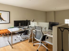 930 N Doheny Drive 305, West Hollywood CA 90069