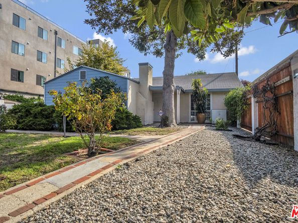 10814 Blix Street, North Hollywood CA 91602