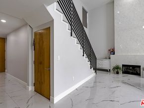 4925 Wilshire Boulevard PH 302, Los Angeles CA 90010