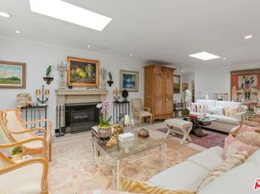 1115 N Bundy Drive, Los Angeles CA 90049