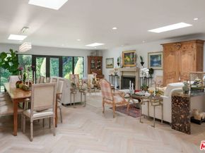 1115 N Bundy Drive, Los Angeles CA 90049