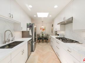 1115 N Bundy Drive, Los Angeles CA 90049