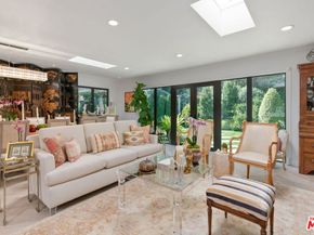 1115 N Bundy Drive, Los Angeles CA 90049