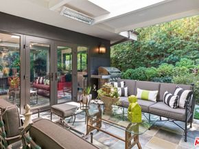 1115 N Bundy Drive, Los Angeles CA 90049