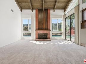 16999 Avenida De Santa Ynez, Pacific Palisades CA 90272