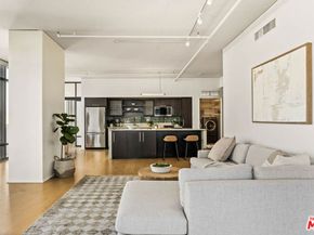 1100 S Hope Street 1116, Los Angeles CA 90015