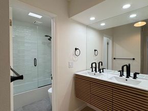 5651 Sumner Way 309, Culver City CA 90230