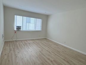 5651 Sumner Way 309, Culver City CA 90230