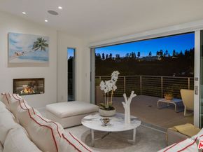 9422 Readcrest Drive, Beverly Hills CA 90210