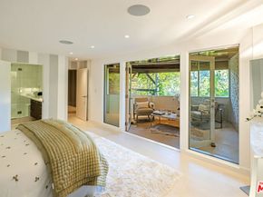 9422 Readcrest Drive, Beverly Hills CA 90210