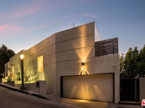 9422 Readcrest Drive, Beverly Hills CA 90210