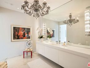 9422 Readcrest Drive, Beverly Hills CA 90210