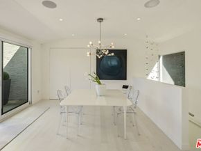 9422 Readcrest Drive, Beverly Hills CA 90210