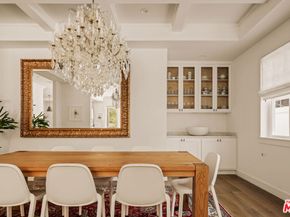 7324 Westlawn Avenue, Los Angeles CA 90045