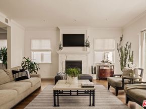 7324 Westlawn Avenue, Los Angeles CA 90045