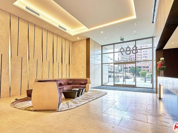 889 Francisco Street 1001, Los Angeles CA 90017