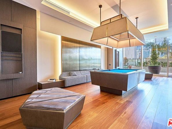 889 Francisco Street 1001, Los Angeles CA 90017