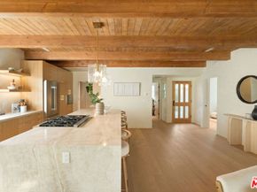 2933 Glenn Avenue, Santa Monica CA 90405