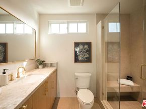 2933 Glenn Avenue, Santa Monica CA 90405