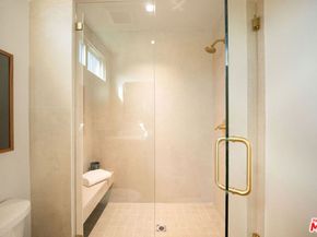 2933 Glenn Avenue, Santa Monica CA 90405