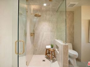 2933 Glenn Avenue, Santa Monica CA 90405