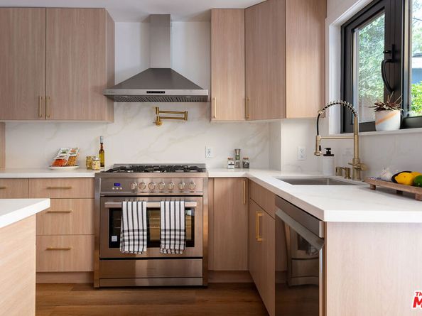 1506 N Benton Way, Los Angeles CA 90026