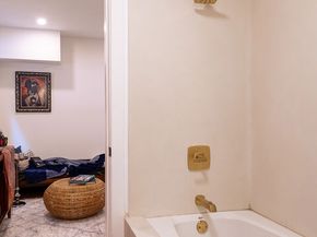 1506 N Benton Way, Los Angeles CA 90026