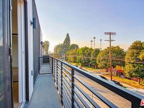 11734 Gilmore Street, North Hollywood CA 91606