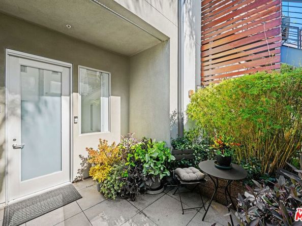 1250 North N Harper Avenue 401, West Hollywood CA 90046