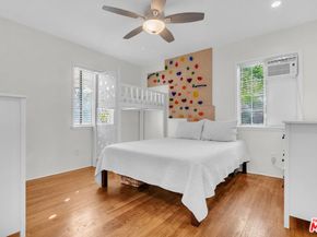 951 N Allen Avenue, Pasadena CA 91104