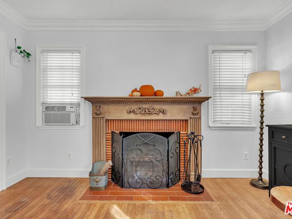 951 N Allen Avenue, Pasadena CA 91104