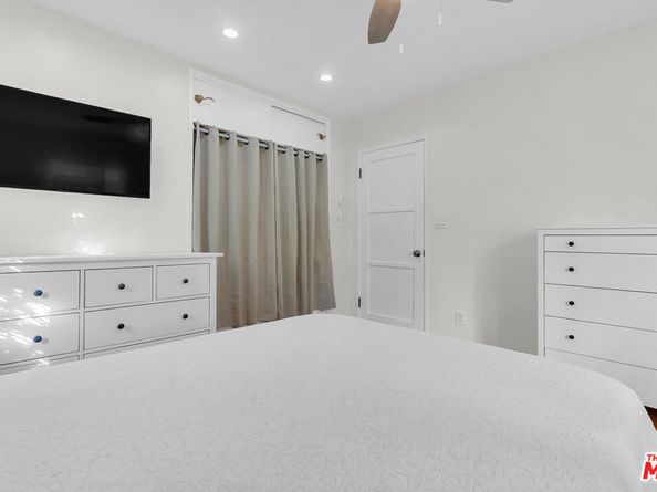 951 N Allen Avenue, Pasadena CA 91104