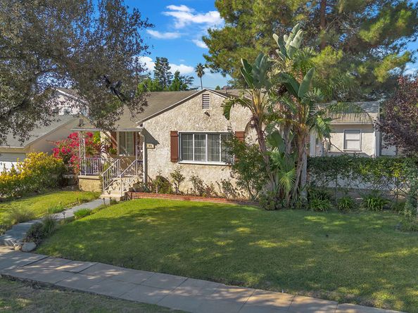 951 N Allen Avenue, Pasadena CA 91104